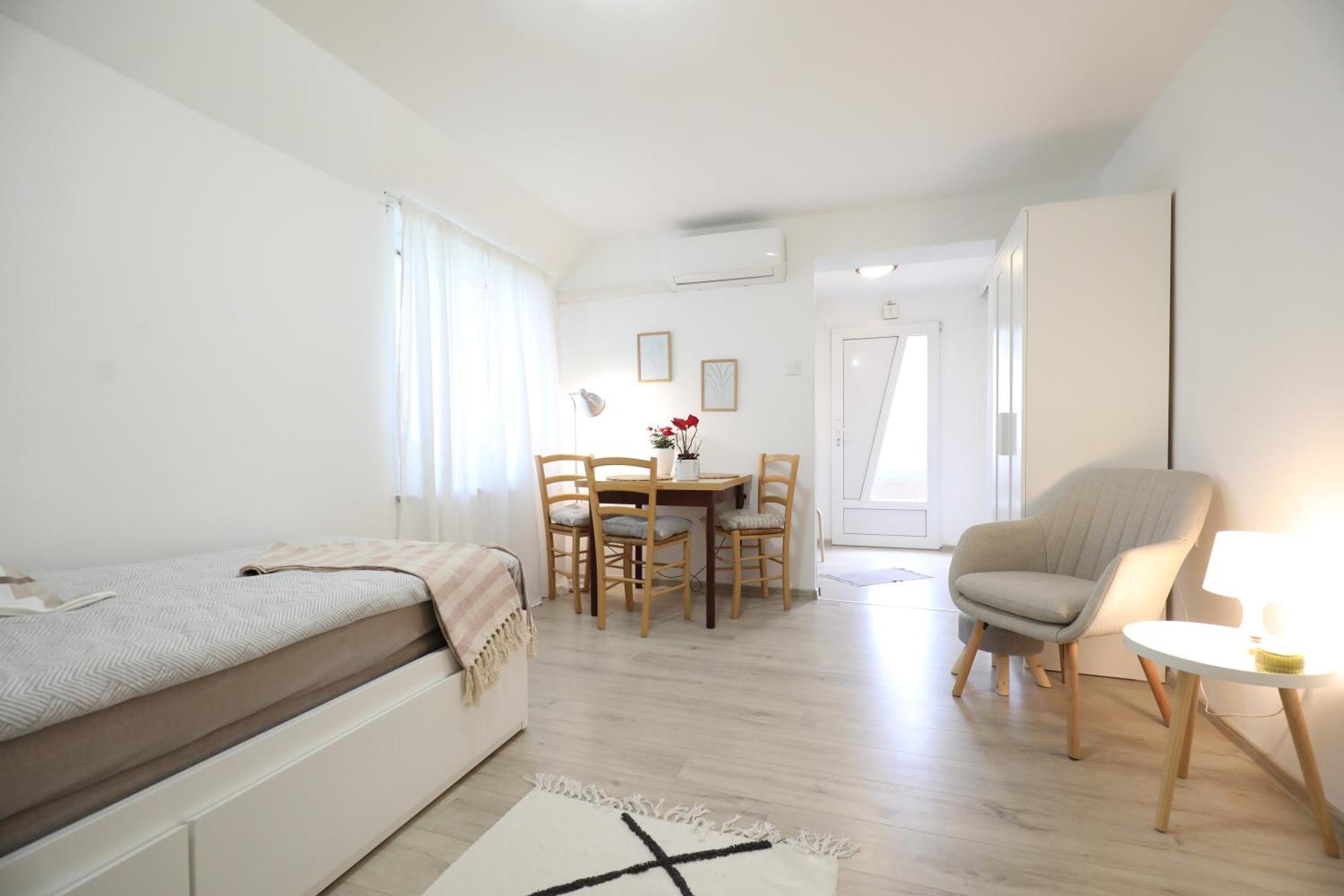 Apartment Mir 普拉 外观 照片
